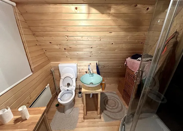 The House At The Larssen Apartment *